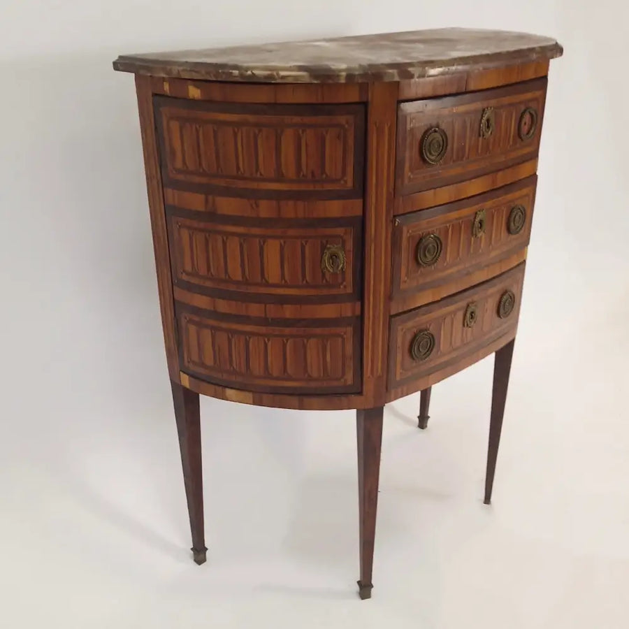 Kleine halbrunde Kommode im Stil von Louis XVI - Möbel