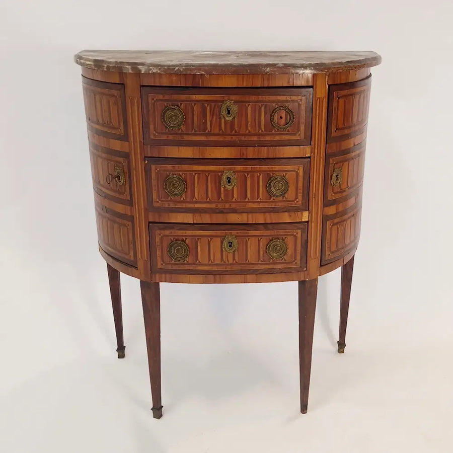 Kleine halbrunde Kommode im Stil von Louis XVI - Möbel