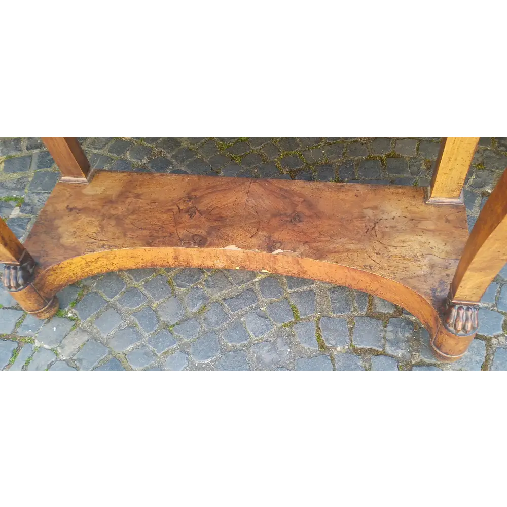 Konsole mit Löwentatzen in Nussbaum um 1810 - Möbel