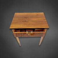 Biedermeier Salontisch von 1820 Nussbaum - Salontisch