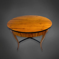 Ovaler Biedermeier-Beistelltisch kirschbaumfurniert 1825