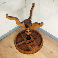 Sorrentiner Intarsientisch Mitte 19. Jahrhundert –