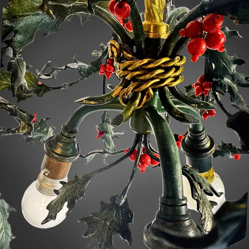 Deckenlampe in Stechpalmenform Messing Frankreich (Nancy)