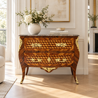 Louis-XV-Kommode mit Würfelmarketerie, Frankreich, 2. Hälfte 18. Jahrhundert