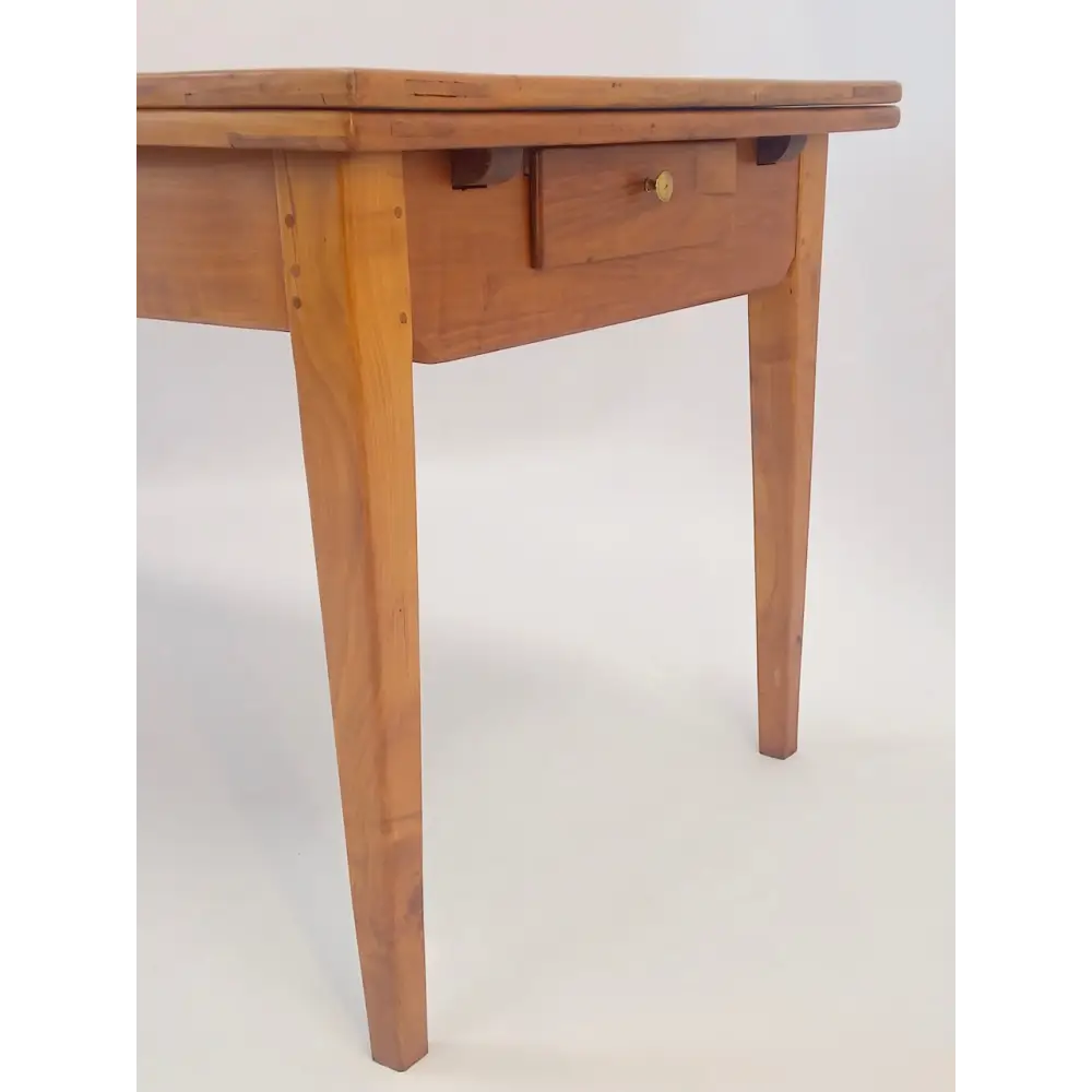 Ausziehbarer Kirschbaum Tisch rechteckig - Möbel