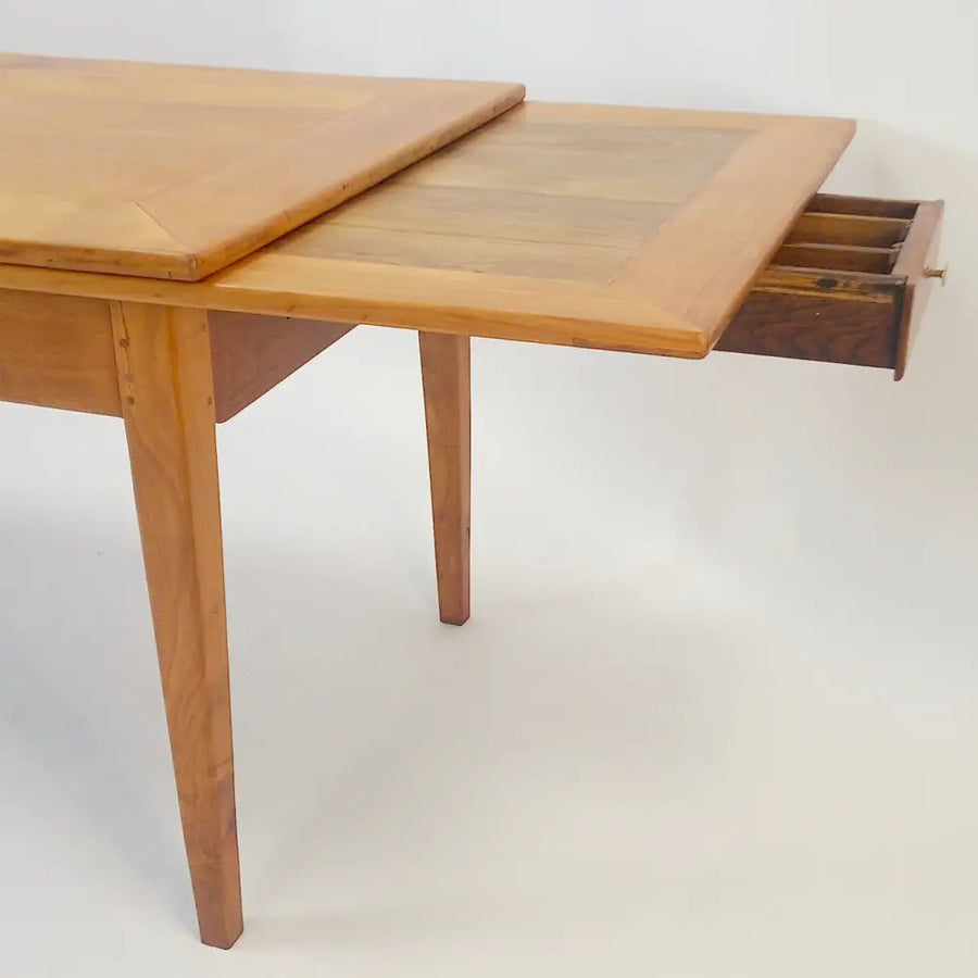 Ausziehbarer Kirschbaum Tisch rechteckig - Möbel