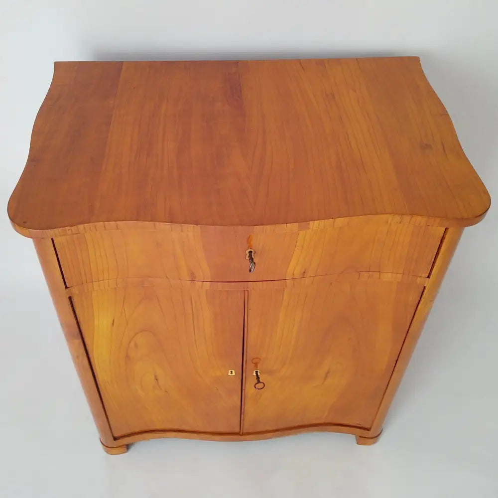 Biedermeier-Halbschrank Deutschland um 1860 - Möbel