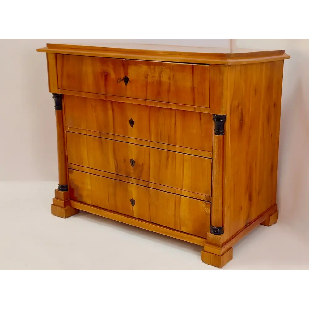 Biedermeier Kommode aus Kirschbaum um 1825 - Möbel
