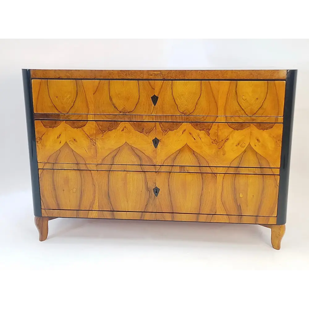 Biedermeier Kommode mit gespiegeltem Furnierbild - Möbel