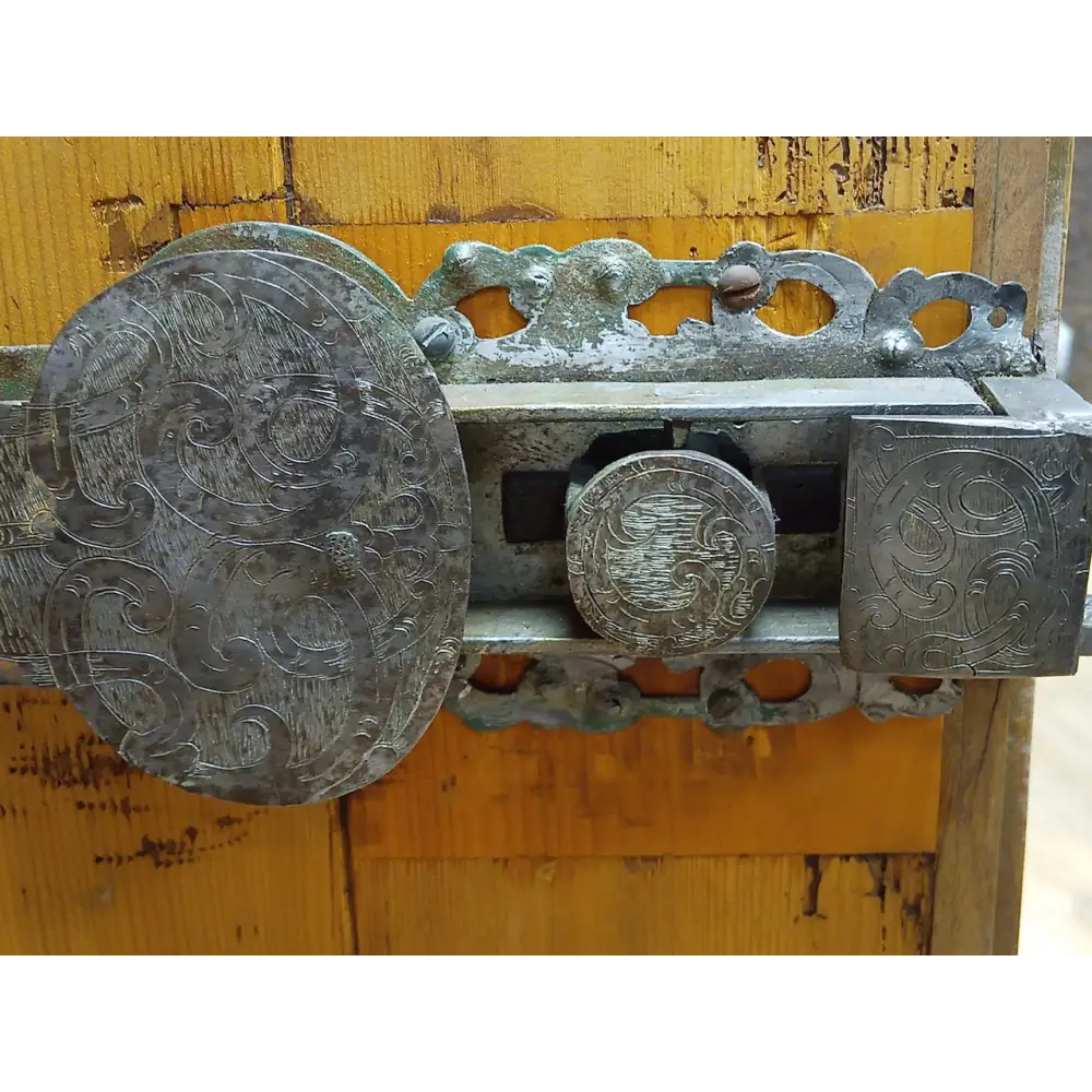 Flachbarock Schrank Nussbaum - Möbel