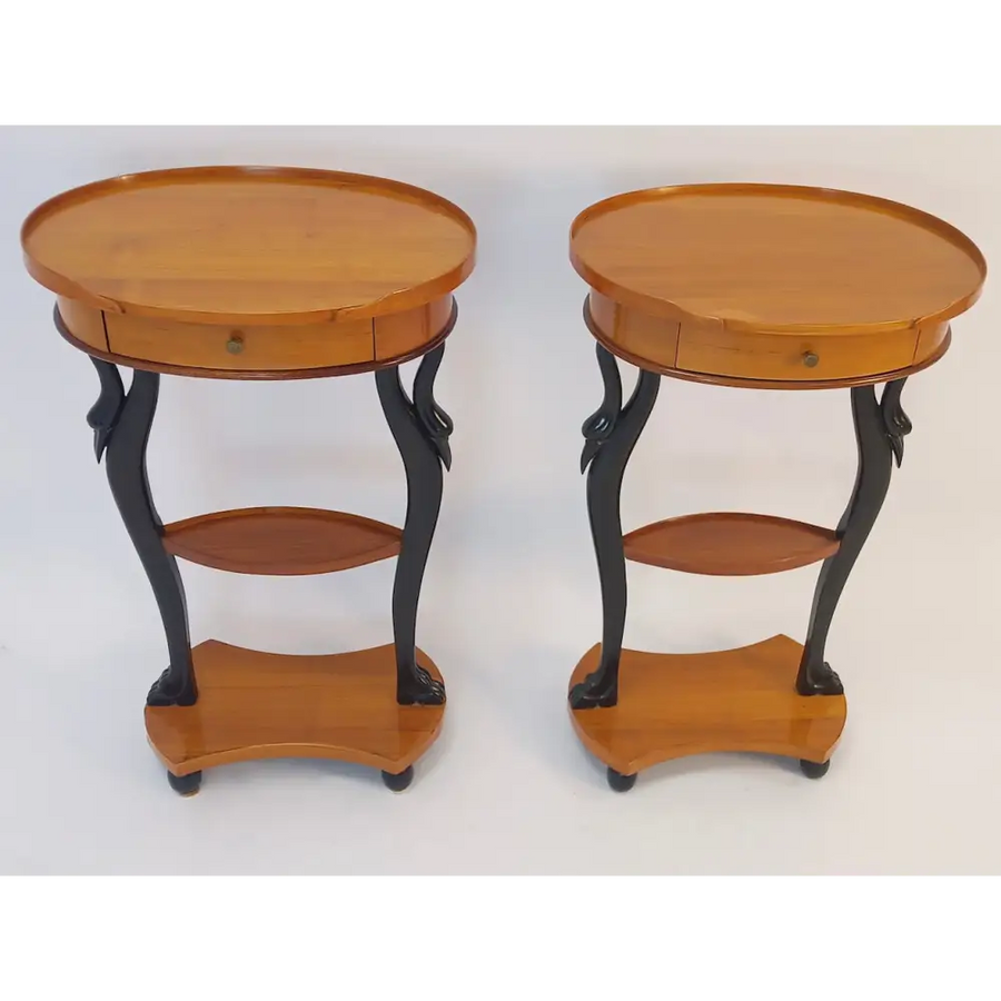 Paar Ovale Salontischchen im Biedermeier-Stil - Möbel