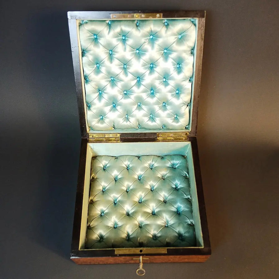 Schatulle in Vogelaugenahorn Rosenholz und Palisander
